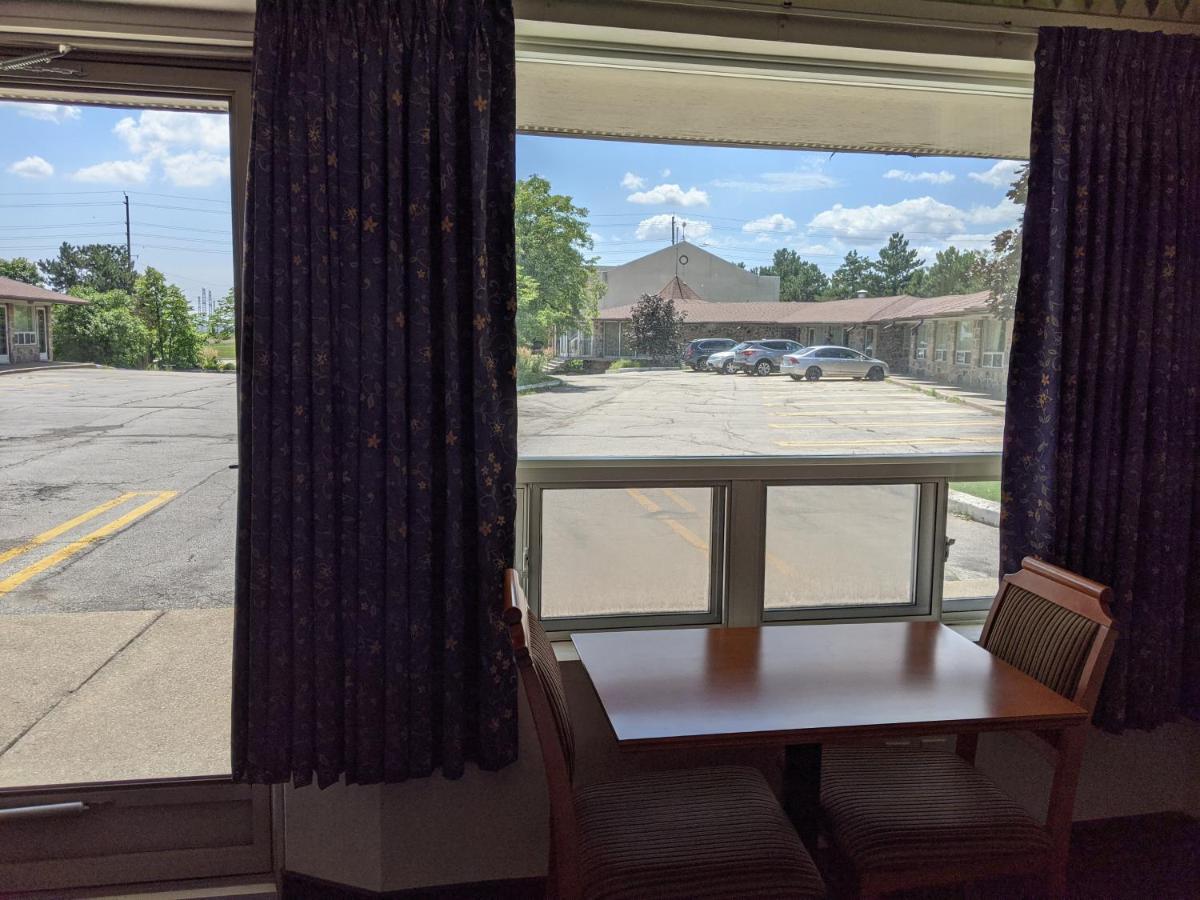 Vaughan Inn Brampton Eksteriør bilde