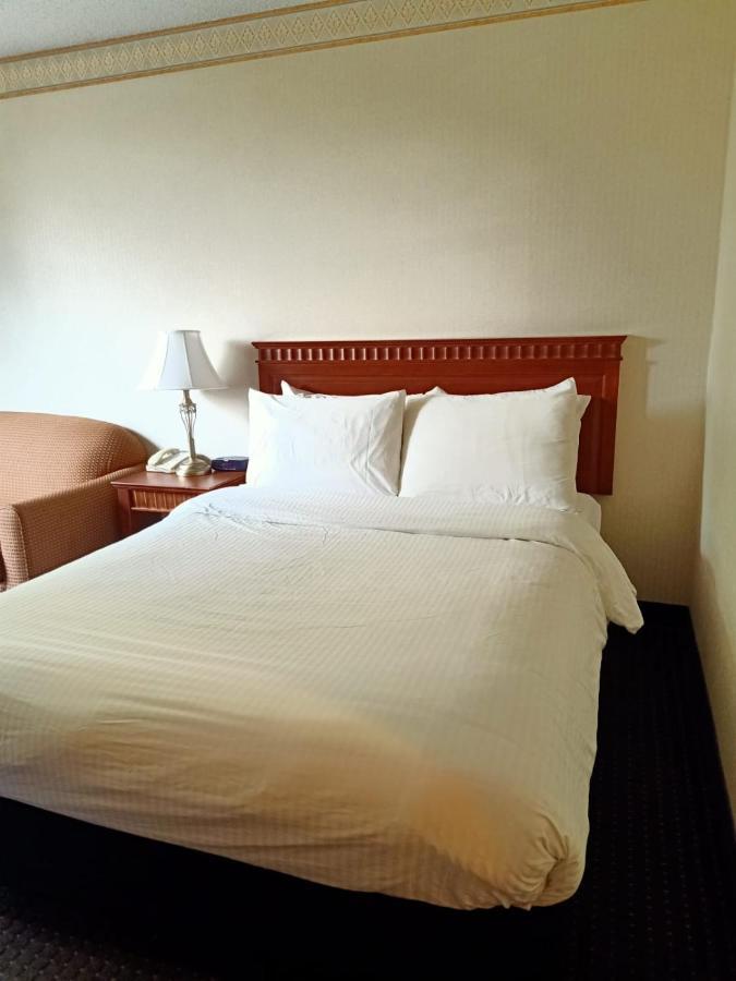 Vaughan Inn Brampton Eksteriør bilde