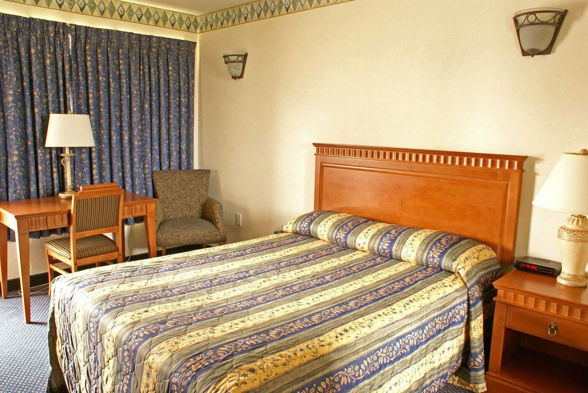Vaughan Inn Brampton Eksteriør bilde